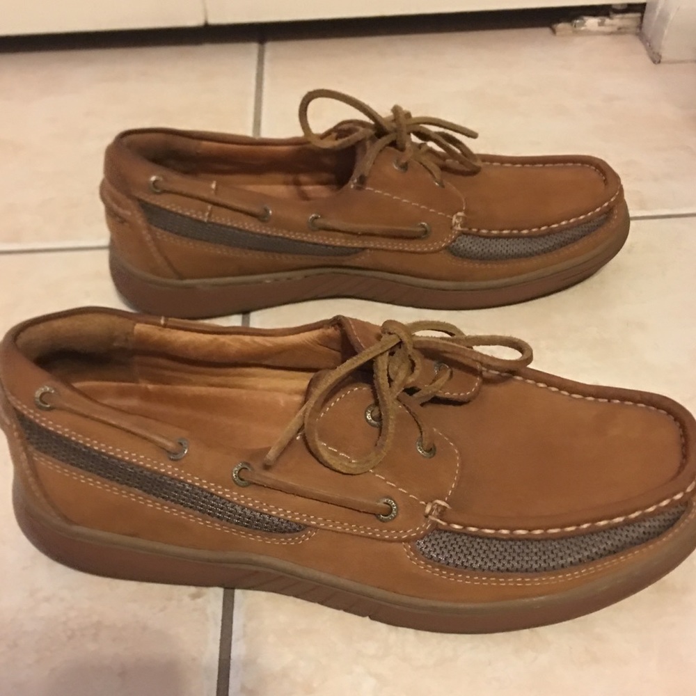 Tommy Bahama Captain Leather Boat Deck Slip Loafer